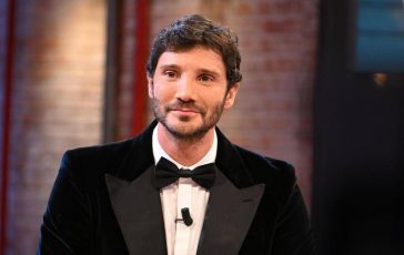 Ascolti tv doppia vittoria per De Martino con Step e Affari tuoi 364x230