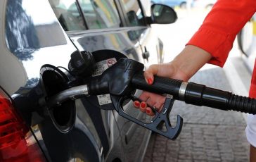 Benzina e diesel prezzi ancora in aumento gasolio a un passo da 21 euro 364x230