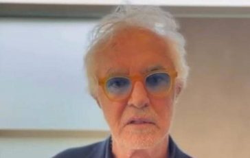 Briatore e il referendum sulla giustizia Votate si i giudici non pagano quando sbagliano 364x230