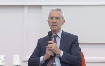 Cdp Guiso LItalia non innova se non si innova non si investe e il risparmio cala 364x230