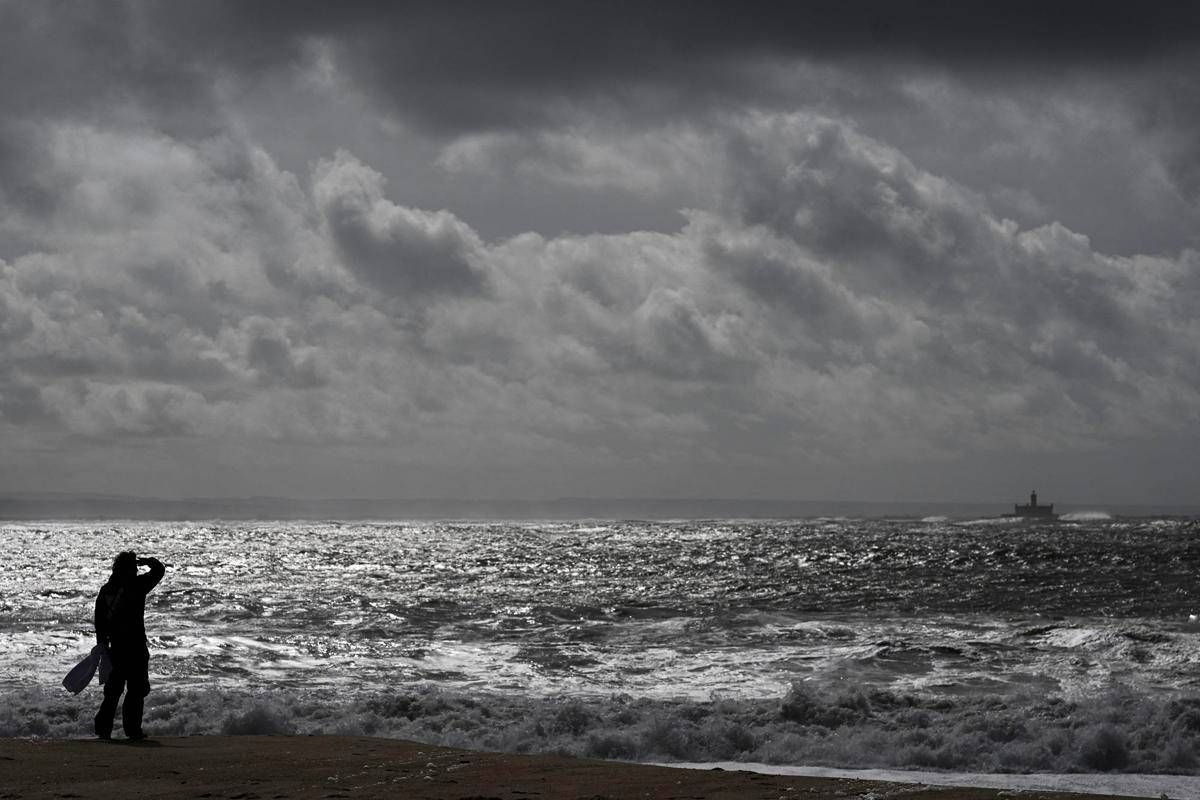 Ciclone in arrivo sull'Italia, allerta meteo oggi: cosa fare