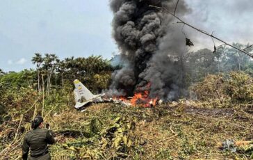 colombia precipita aereo militare da trasporto 80 morti 2