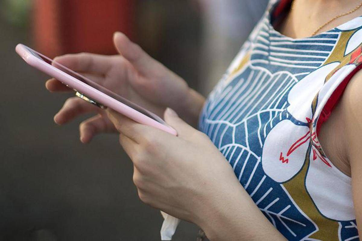 Dieta personalizzata con l'Intelligenza artificiale, il rischio per i teenager: alert degli esperti