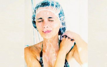 Doccia tutti i giorni Non sempre fa bene rischio prurito pelle screpolata e micro taglietti 364x230