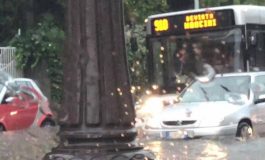 Grandine a Roma sud e sul litorale strade allagate e traffico in tilt 265x160