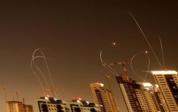 Guerra Iran missile su Tel Aviv fa 6 feriti. Nuovo raid Idf sul Libano La diretta 364x230