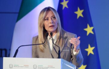 Guerra in Iran e crisi in Medio Oriente oggi Meloni in Parlamento 364x230