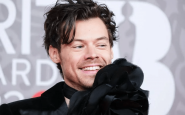 harry styles e la sauna a infrarossi fisiatra previene rischi sovrallenamento e rigenera muscoli 2