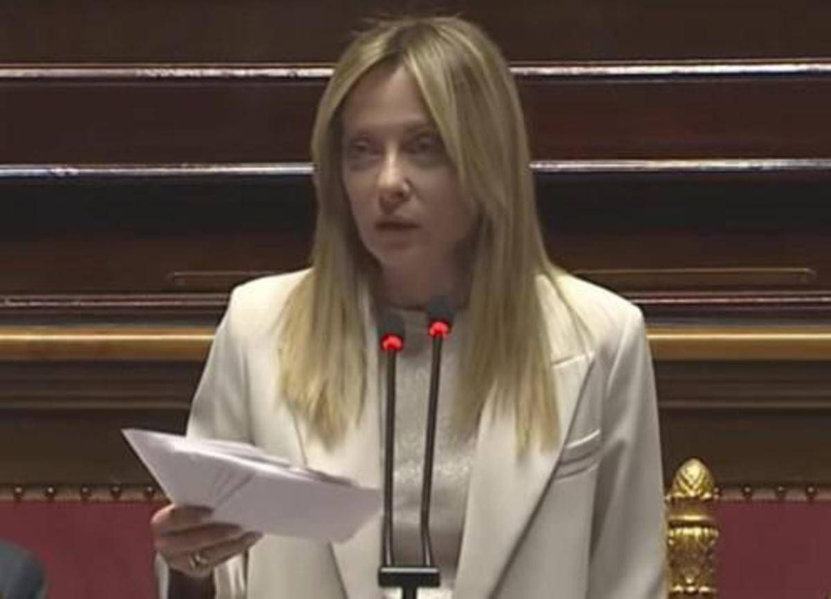 Iran, Meloni: "Crisi tra le più complesse degli ultimi decenni. Governo né isolato né complice di decisioni altrui"