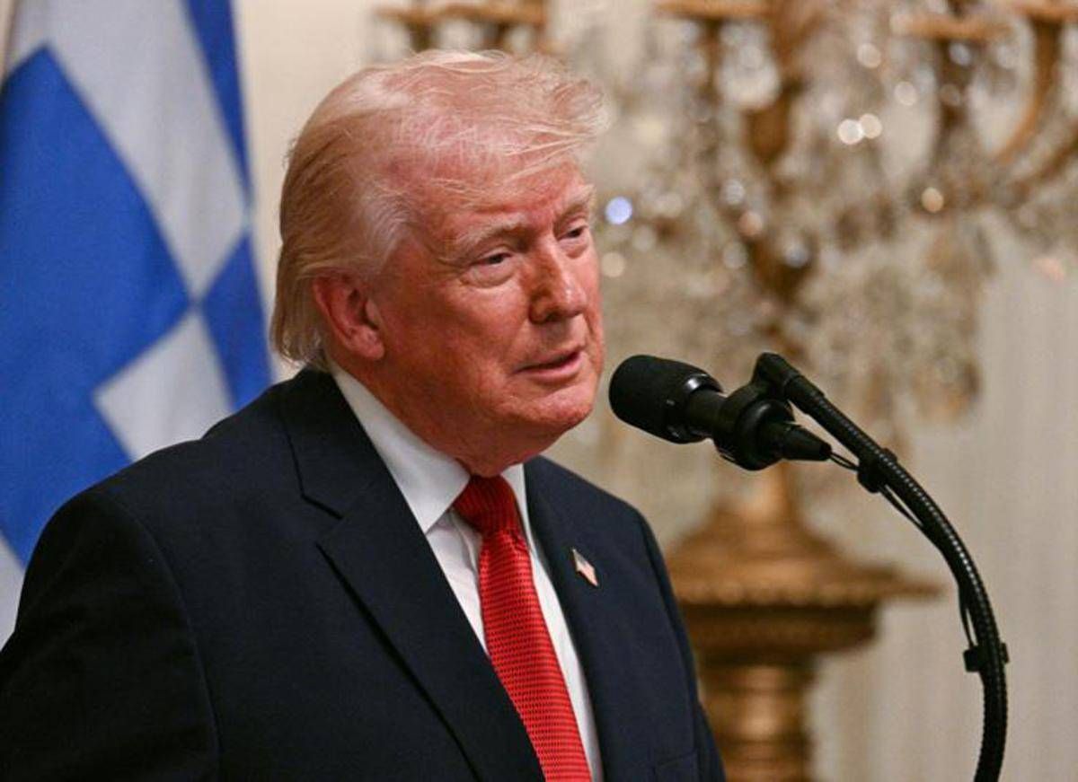 Iran-Usa, Trump concede altri 10 giorni: "Fino al 6 aprile non attacco centrali"