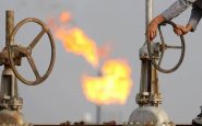 iran petrolio arriva a 105 dollari al barile prezzo record da luglio 2022 2