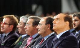 La Bossi Fini legge sullimmigrazione ancora in vigore nasce nel 2002 con il secondo governo Berlusconi 265x160