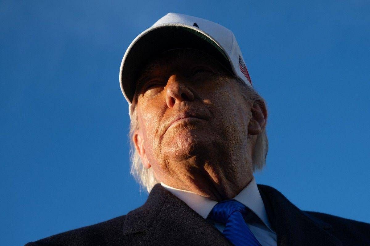 La 'linea diretta' con Trump, tutti i giornalisti hanno il numero privato del presidente a Washington