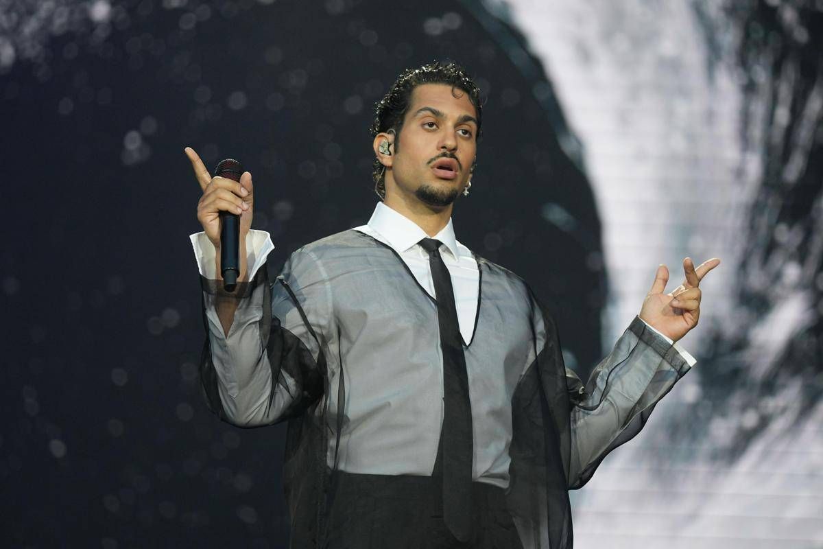 Mahmood lascia l'Italia: "Mi trasferisco in Spagna, mi sento tigre allo zoo"