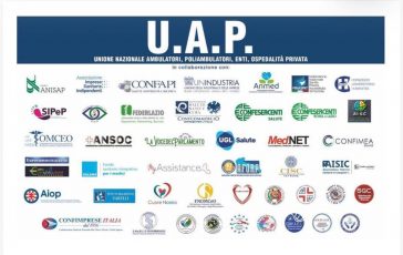 Manifestazione nazionale Uap al Teatro Brancaccio di Roma 364x230