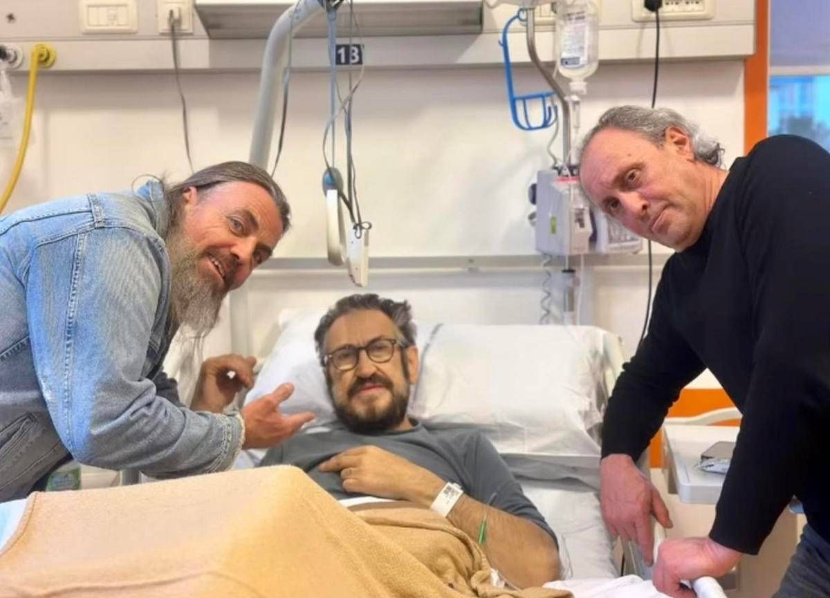 Marco Giallini operato al femore, i colleghi: "Caduto perché un cane gli è saltato addosso"