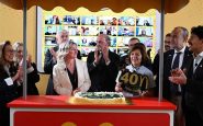 mcdonalds italia compie 40 anni il primo ristorante a roma in piazza di spagna 2