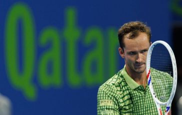 Medvedev disavventura in aereo dopo la finale persa con Sinner Ho perso i bagagli non posso giocare a Miami 364x230