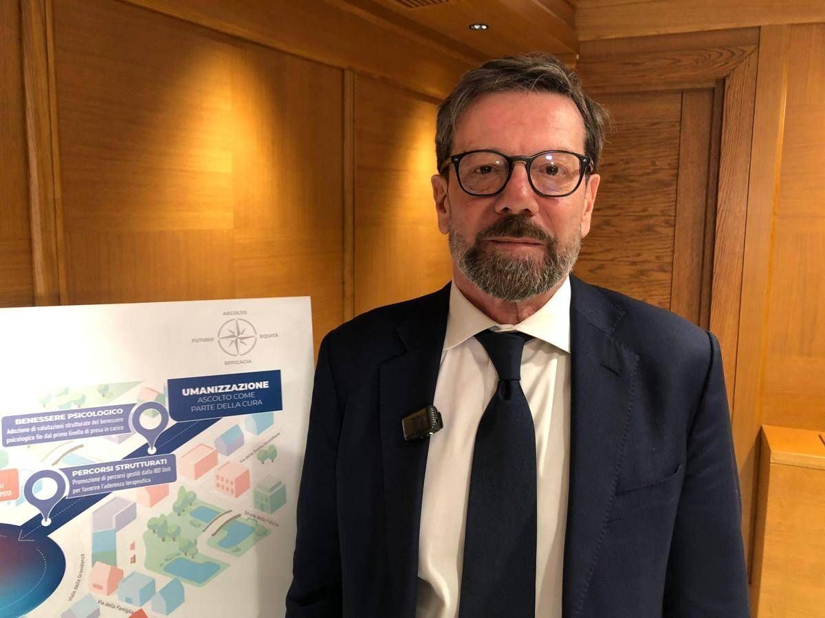 Mici, gastroenterologo: "Aderenza a terapie fondamentale per evitare complicanze"
