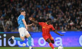 Napoli Lecce Banda si accascia a terra per un malore. Cose successo 265x160