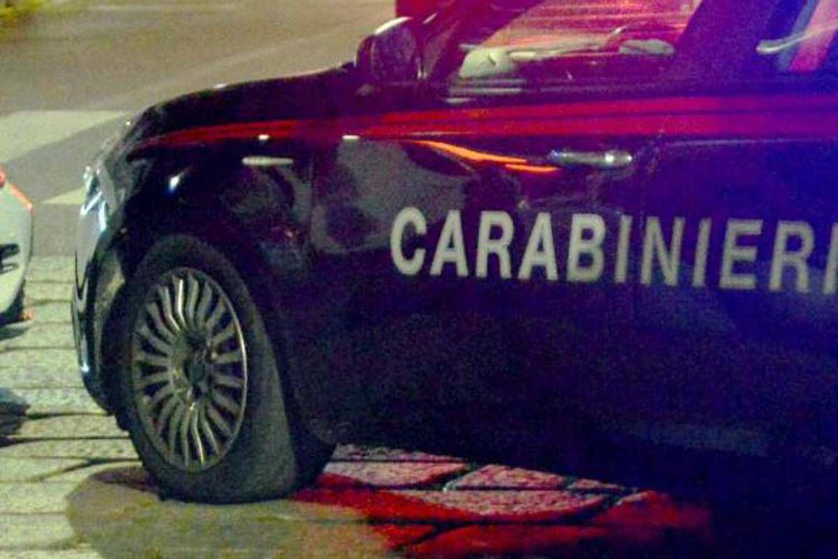 Napoli, rapina in casa a Casoria: intera famiglia immobilizzata con le lenzuola