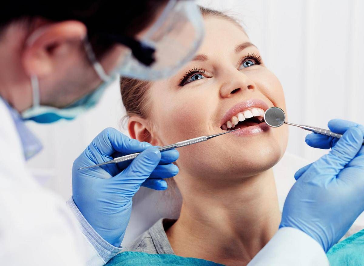Odontoiatra, 'dal caffè allo svapo, 5 gesti quotidiani per proteggere il sorriso'