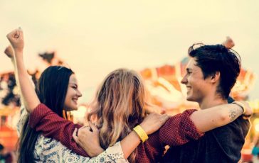 Oggi e la Giornata internazionale della felicita cosa significa e perche si celebra il 20 marzo 364x230