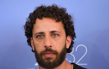 Oscar 2026 attore palestinese Motaz Malhees non ci sara Non mi e permesso entrare negli Stati Uniti 364x230