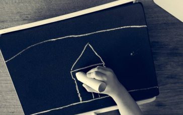 Pedopornografia tutela minori e informazione ecco perche non fare i nomi degli arrestati cosa dice il codice deontologico 364x230