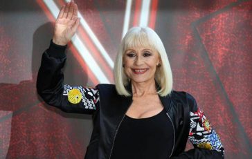 raffaella carra spunta il figlio adottivo segreto e lex segretario e manager 2