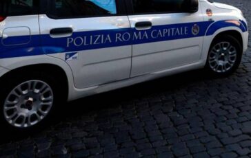 Roma 14enne travolto da un suv su marciapiede davanti a scuola e grave 364x230