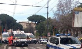 Roma tamponamento tra due tram in via Prenestina feriti alcuni passeggeri 265x160