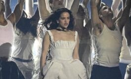 Rosalia sta male interrotto concerto a Milano 265x160