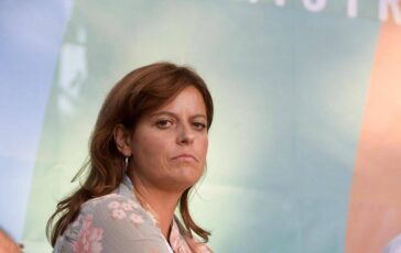 Salis perquisita in hotel a Roma Italia ormai e un regime. Questura Segnalazione da Paese terzo atto dovuto 364x230