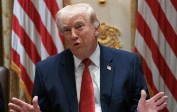 Trump svela il regalo dellIran Mi manda 10 petroliere cariche di greggio 364x230