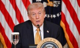 Trump svela la malattia di un deputato oncologi Messaggio pericoloso da condannare 265x160