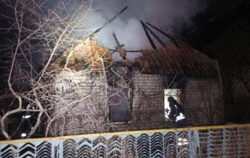 Ucraina raid con droni e missili russi vicino Kiev 4 morti e 10 feriti 364x230