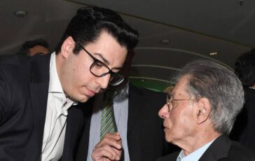 Umberto Bossi laddio del figlio Renzo Sempre fedele ai suoi ideali 364x230