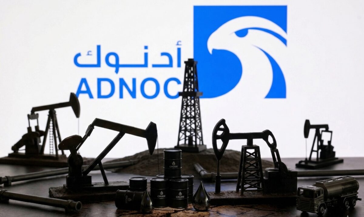Il Piano Energetico degli Emirati Arabi Uniti sta Dando i Suoi Frutti in Mezzo alle Turbolenze Globali