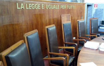aula di tribunale 624f9fca 364x230