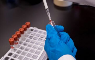 covid variante cicada sintomi