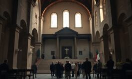 funerali di umberto bossi a pontida il rito nellabbazia di san giacomo 1774082483 265x160