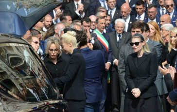 001-figlia-cavaliere-torna-parlare-politica-batosta-inattesa