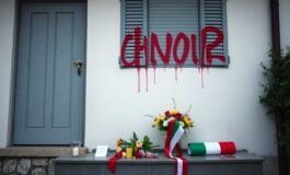 minacce a michele bisceglia scritte sulla casa della madre e solidarieta istituzionale 1774258175 265x160