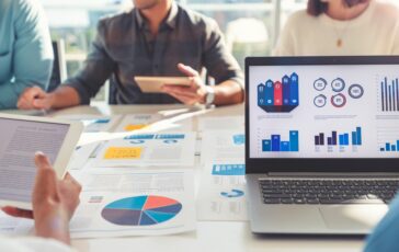 profession marketing specialist header 364x230