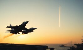 scontri tra iran e stati uniti missili portaerei e basi colpite in medio oriente 1772395297 265x160