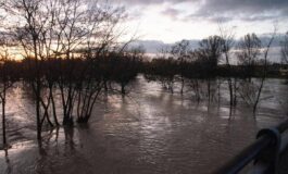 Ancora maltempo sullItalia oggi allerta rossa in Abruzzo Molise e Puglia 265x160