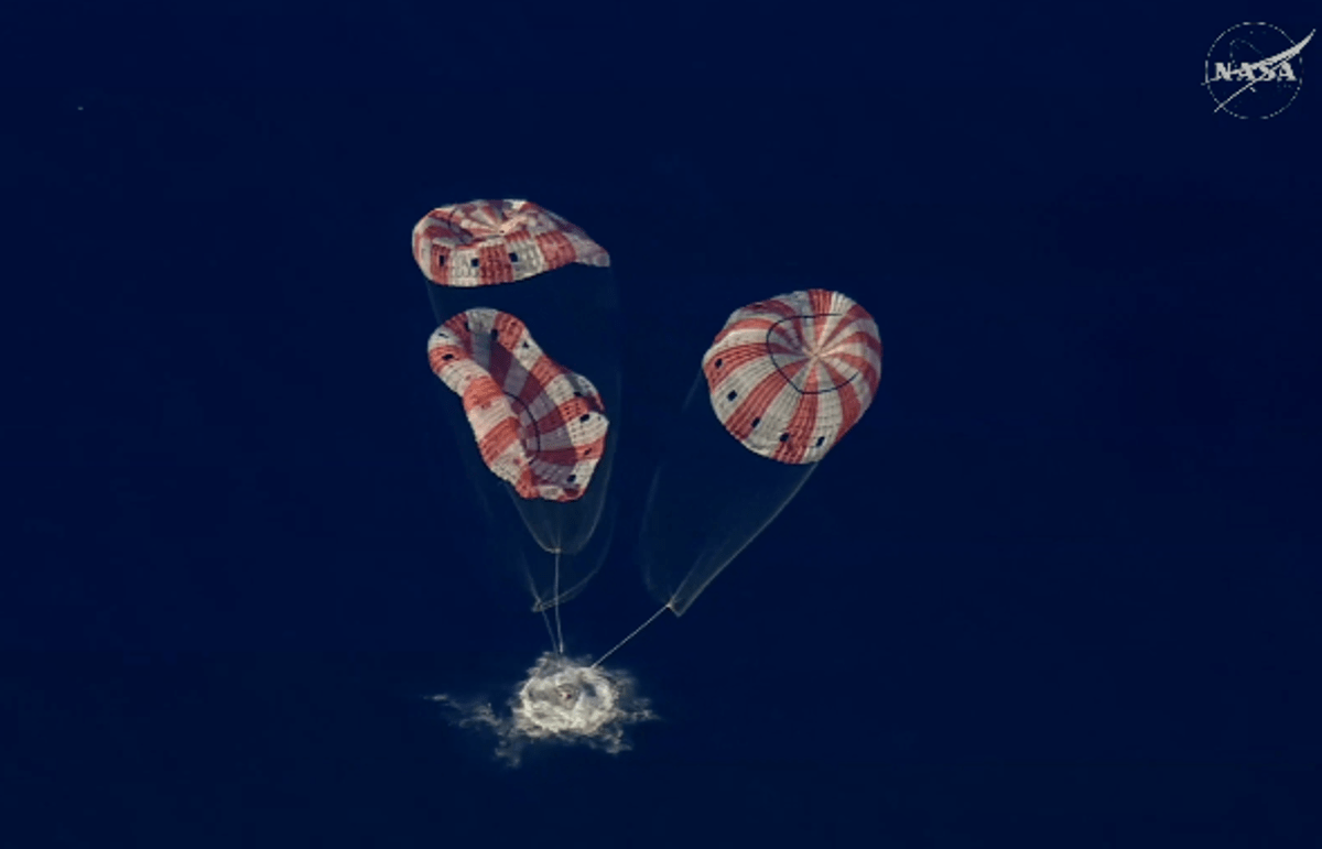 Artemis II, rientro riuscito: così gli astronauti sono tornati sulla Terra dopo il viaggio intorno alla Luna