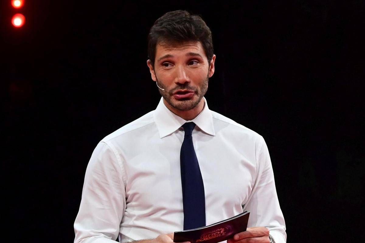 Ascolti tv, vince 'Dalla Strada al Palco' su Rai1. In access lo speciale di 'Affari Tuoi' vola al 27%
