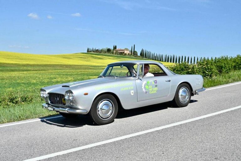 Asi per la classica Lancia Flaminia un giro dItalia con la bio benzina 768x512